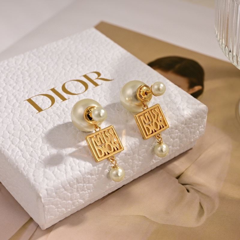 Christian Dior Necklaces